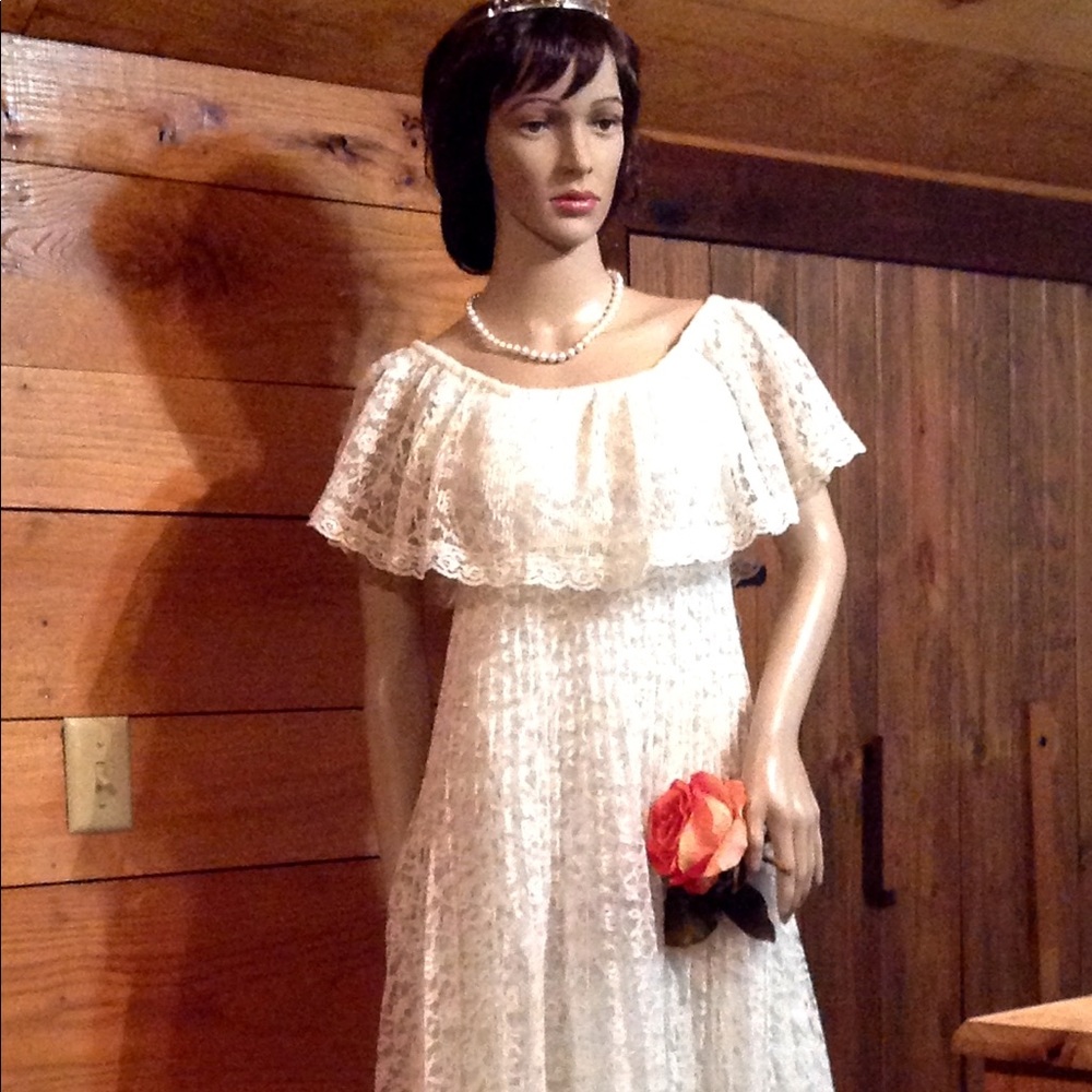❌ SOLD ❌💍 Vintage Wedding Dress 🥂